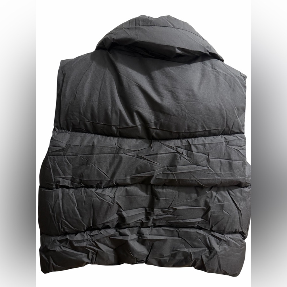 Women’s black puffer vest by Qiesani! New with tags! Has 2 pockets on each side! - Picture 6 of 6